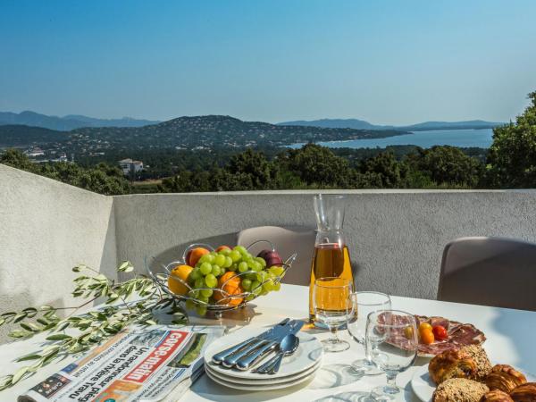 Résidence Hôtelière Alcyon : photo 7 de la chambre appartement 1 chambre – vue sur mer (4 adultes)