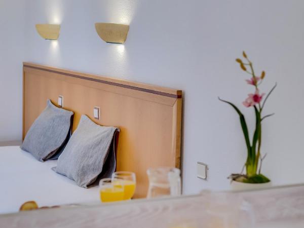 Vila Recife Hotel : photo 9 de la chambre chambre lits jumeaux avec lit d'appoint (2 adultes + 1 enfant)