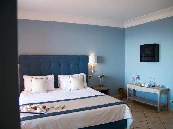 Villa Le Terrazze Charming Rooms : photo 1 de la chambre chambre double supérieure