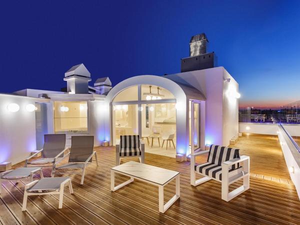 Rhodos Horizon City-Adults Only : photo 1 de la chambre suite deluxe - vue sur mer