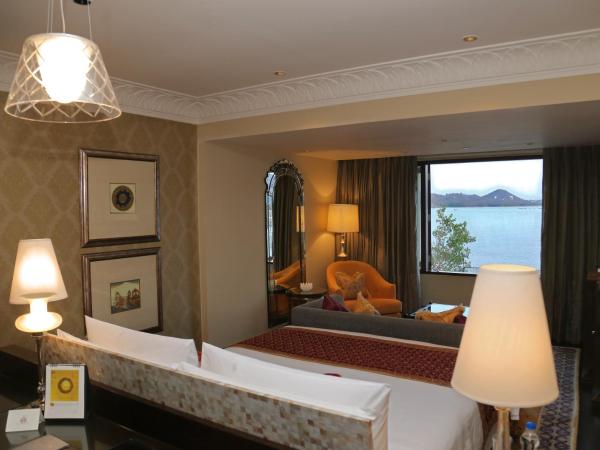 The Leela Palace Udaipur : photo 9 de la chambre chambre grand heritage - vue sur lac
