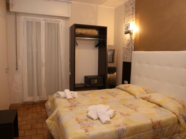 Hotel Busignani : photo 2 de la chambre chambre double