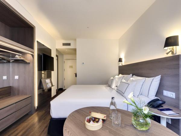 Melia Madrid Serrano : photo 5 de la chambre chambre double ou lits jumeaux standard