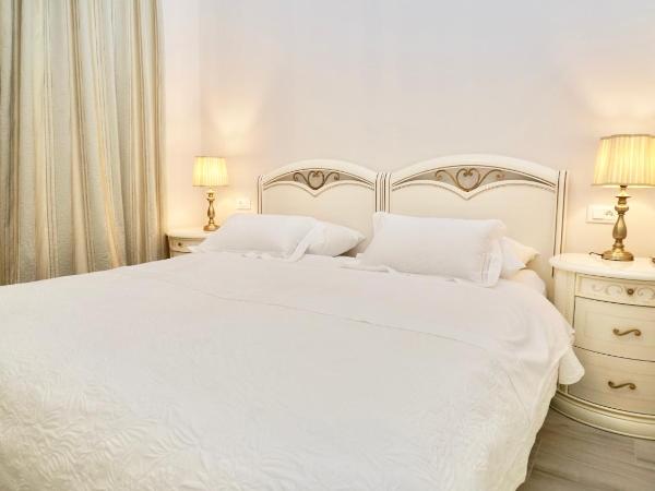 Hotel Bellevue Trogir : photo 1 de la chambre chambre familiale