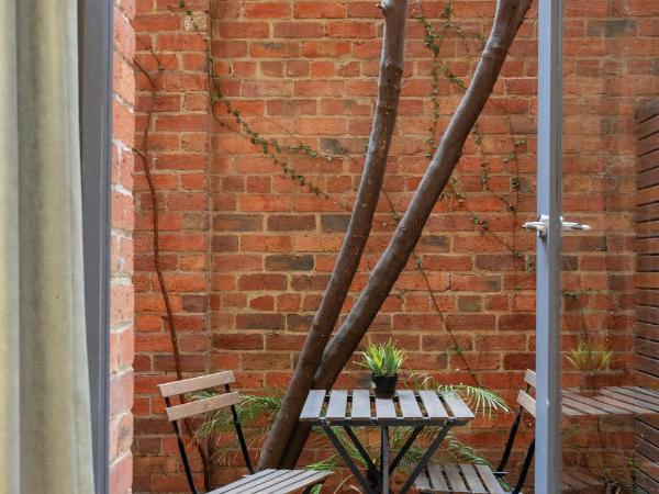 Best Western Melbourne City : photo 4 de la chambre chambre avec cour - animaux domestiques admis