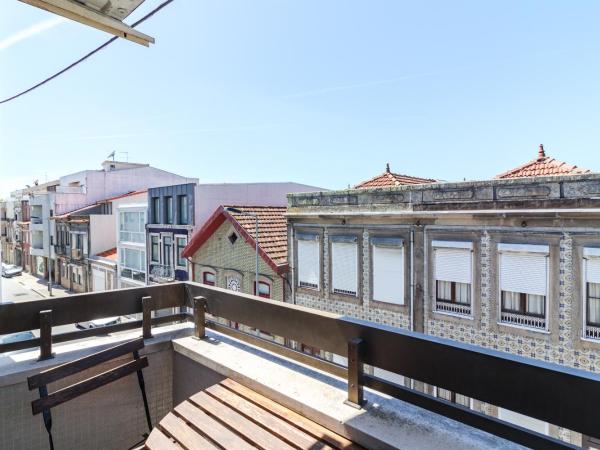 Lindo Vale Guest House : photo 1 de la chambre chambre familiale