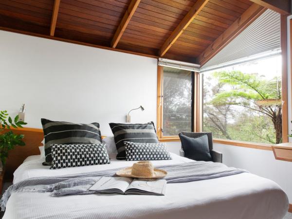 The Oasis Apartments and Treetop Houses : photo 9 de la chambre maison 2 chambres avec bain à remous - cime des arbres (loriquet)