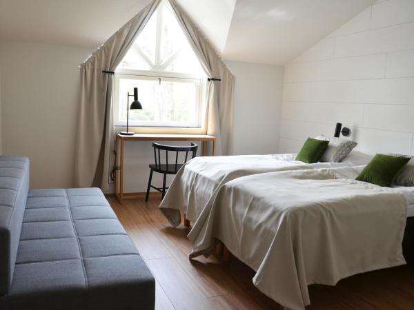 HeseHotelli Turku Kaskentie : photo 1 de la chambre chambre quadruple Économique