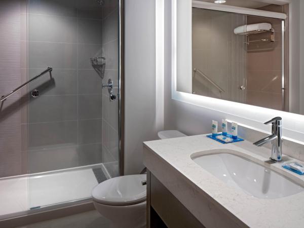 Hyatt House Indianapolis Downtown : photo 4 de la chambre king studio suite with kitchen and sofa bed