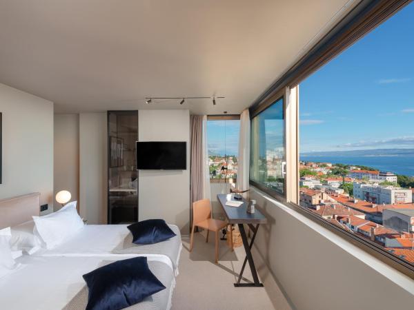 Royal Suites-Sky : photo 2 de la chambre chambre double - vue sur mer