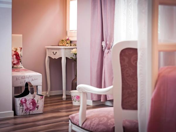 Santa Lucia Guest House : photo 3 de la chambre chambre lit queen-size deluxe