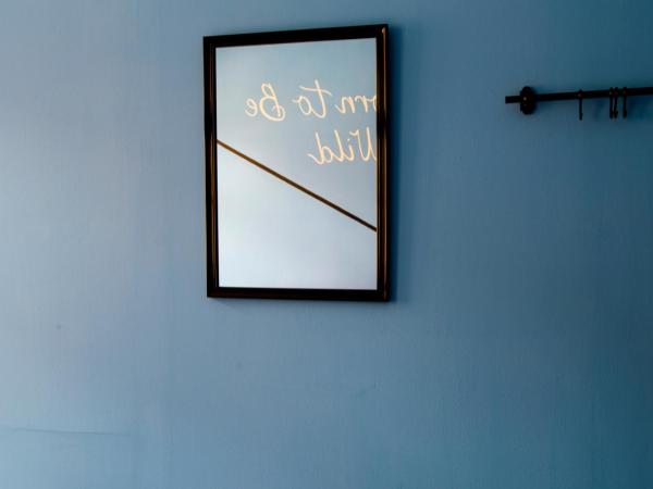 Hostel Eleven : photo 3 de la chambre chambre double ou lits jumeaux avec salle de bains commune