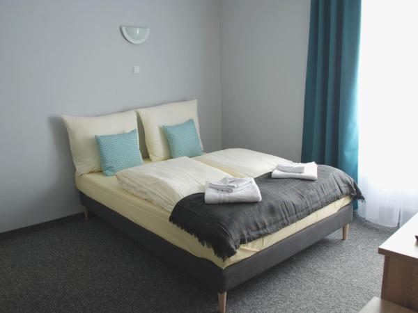 MAGNEZJA : photo 3 de la chambre chambre double avec salle de bains privative