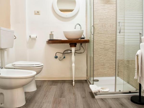 Corso 151 : photo 3 de la chambre chambre double