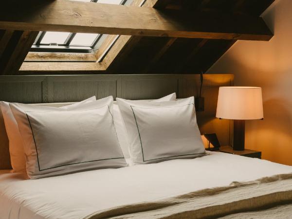 august : photo 1 de la chambre chambre double deluxe avec baignoire