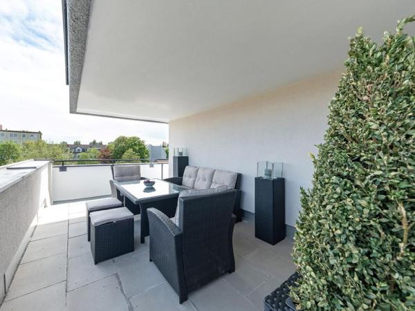 centerroom München City : photo 10 de la chambre chambre double supérieure avec toit-terrasse et cuisine