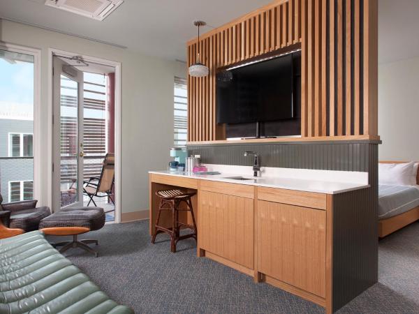 East Austin Hotel : photo 1 de la chambre chambre lit king-size - vue sur piscine