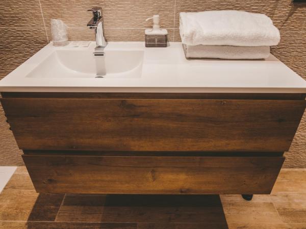 Hôtel Hors-Château - Liège Centre Historique : photo 9 de la chambre chambre double deluxe