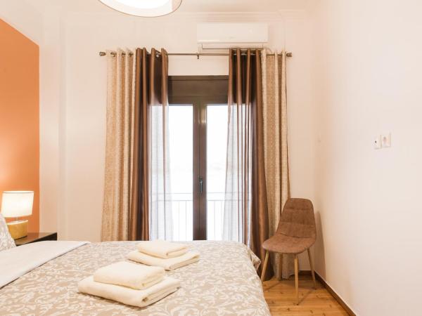 Nicholas Point Apartments and Rooms : photo 4 de la chambre appartement avec balcon