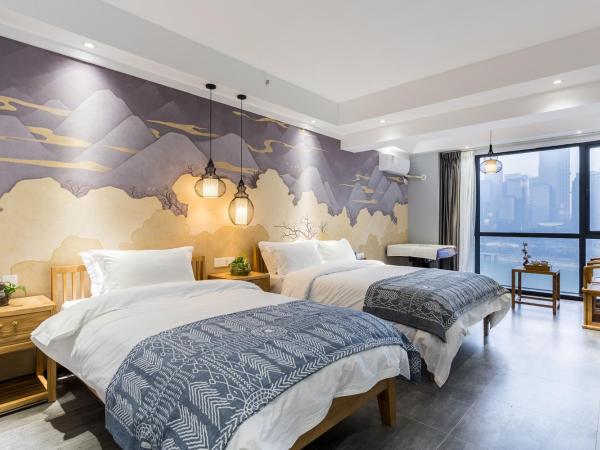 Chongqing Ouranjian Lake View Guesthouse : photo 7 de la chambre chambre lits jumeaux avec vue