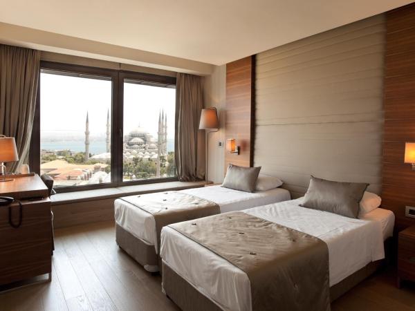 Hotel Arcadia Blue Istanbul : photo 8 de la chambre chambre double ou lits jumeaux - vue sur mer
