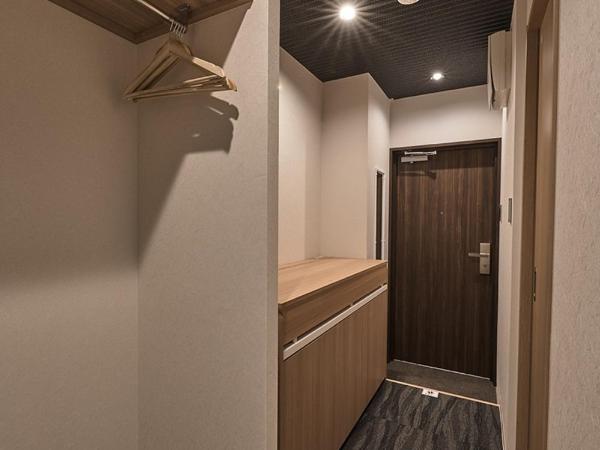 Stay SAKURA Kyoto Matsuri : photo 8 de la chambre chambre lits jumeaux avec lit d’appoint - 301