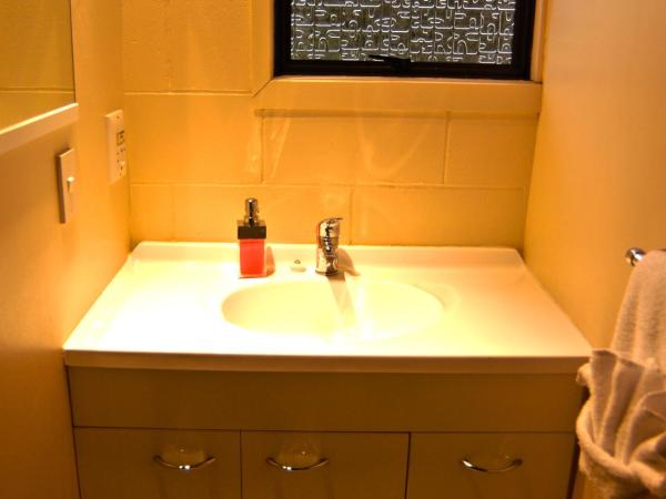 Barcelona Motel : photo 3 de la chambre family suite plus single