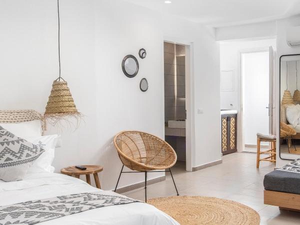 Little Venice Villas : photo 10 de la chambre executive sea view suite with indoor hot tub