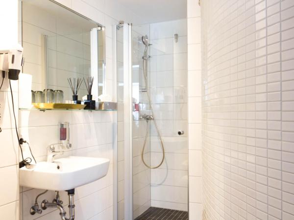 Hotel Delta am Potsdamer Platz : photo 6 de la chambre chambre double