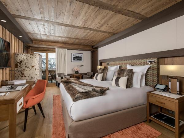 Hôtel Barrière Les Neiges Courchevel : photo 6 de la chambre chambre deluxe double ou lits jumeaux