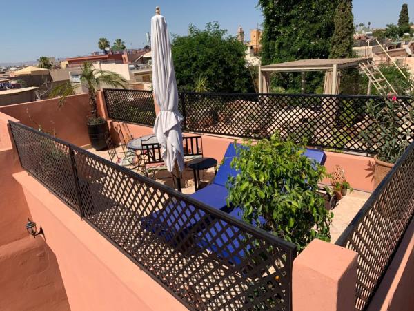 Riad Abaka hotel & boutique : photo 6 de la chambre suite indigo avec terrasse