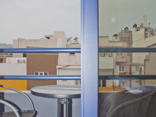 Danaos Hotel : photo 2 de la chambre chambre triple supérieure