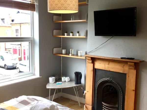 THE LIMES Guest House : photo 1 de la chambre chambre double Économique