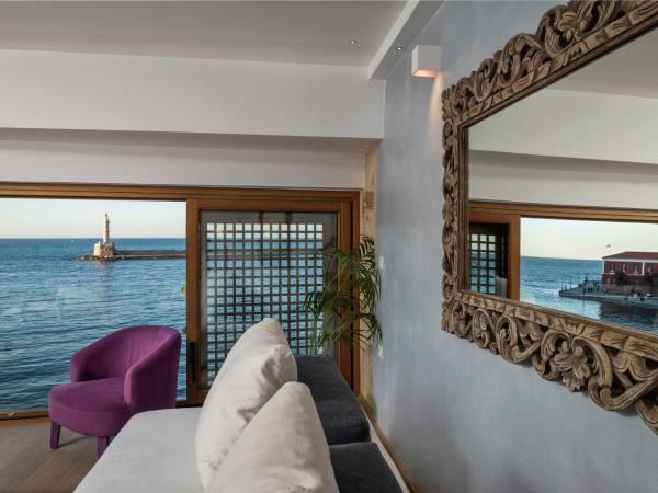 Residenza Vranas Boutique Hotel : photo 1 de la chambre suite 2 chambres - vue sur mer
