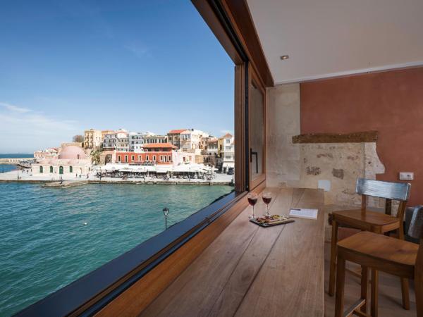 Residenza Vranas Boutique Hotel : photo 2 de la chambre suite - vue sur mer