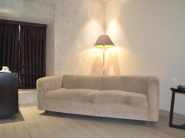 Southern Plaza : photo 2 de la chambre suite deluxe