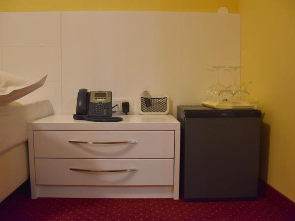 Villa Riva : photo 10 de la chambre chambre double confort - rez-de-chaussée