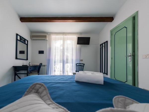 Ischia Dream Sunset : photo 7 de la chambre studio avec terrasse