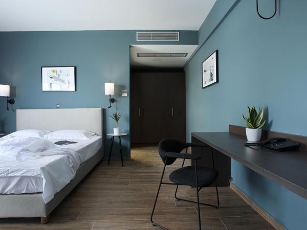 Athens21 : photo 10 de la chambre chambre double ou lits jumeaux supérieure avec vue sur ville