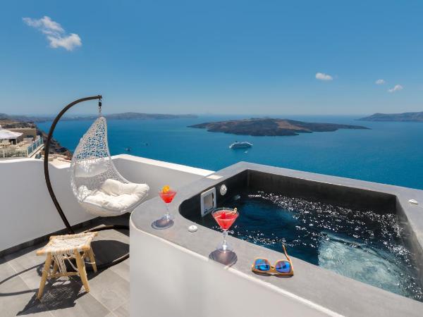 Katris Apartments : photo 2 de la chambre chambre double - vue sur caldera