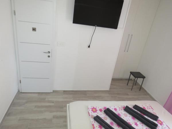 Lux Dalmatia I & R : photo 7 de la chambre appartement avec balcon