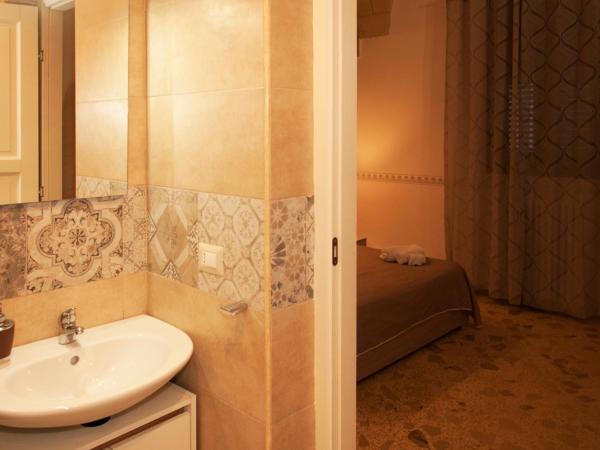 Wish Rooms Lecce : photo 8 de la chambre chambre double deluxe