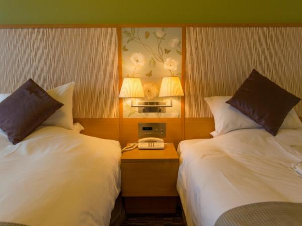 Hotel Monterey Grasmere Osaka : photo 4 de la chambre chambre lits jumeaux - non-fumeurs
