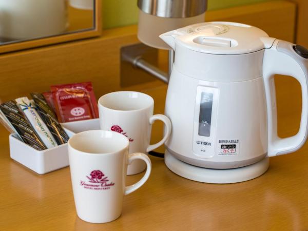 Hotel Monterey Grasmere Osaka : photo 5 de la chambre chambre lits jumeaux de luxe - non-fumeurs