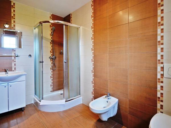 Dworek Familijny : photo 3 de la chambre chambre lits jumeaux standard