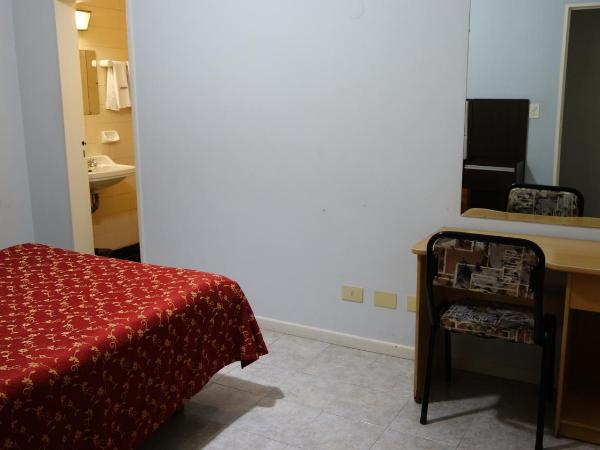 Hotel KEY´S : photo 3 de la chambre chambre standard lit queen-size