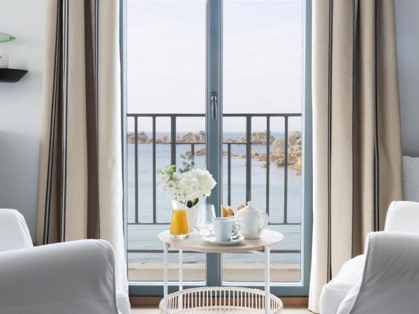 Castel Beau Site : photo 2 de la chambre suite - vue sur mer