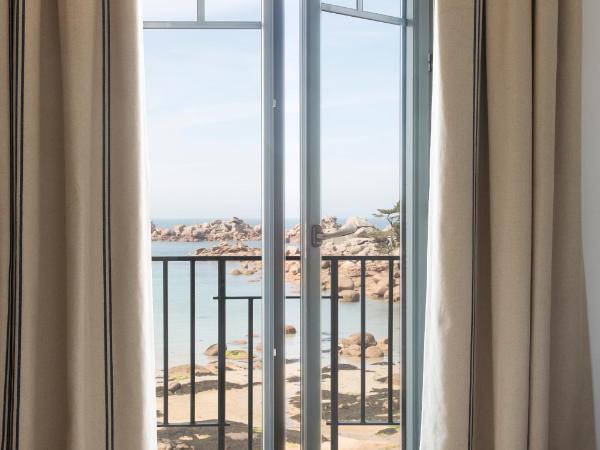 Castel Beau Site : photo 4 de la chambre chambre double premium – vue sur mer