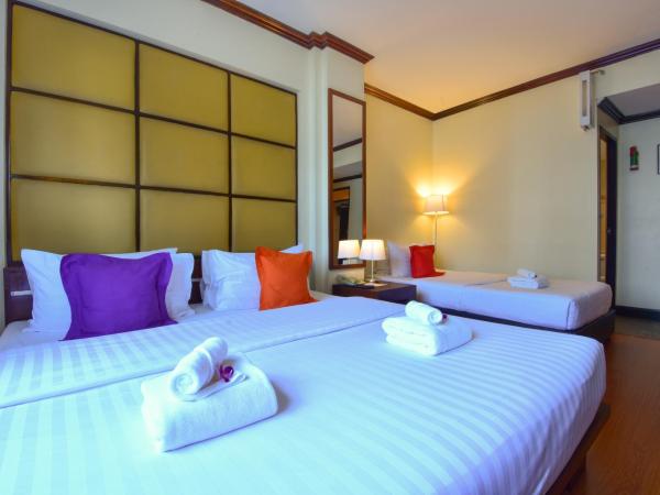 Grand Business Inn : photo 2 de la chambre hébergement de luxe supérieur