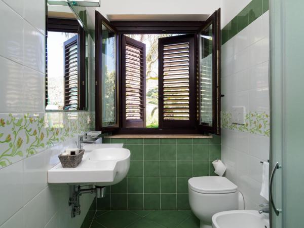 Hotel Sirius : photo 2 de la chambre chambre double ou lits jumeaux Économique